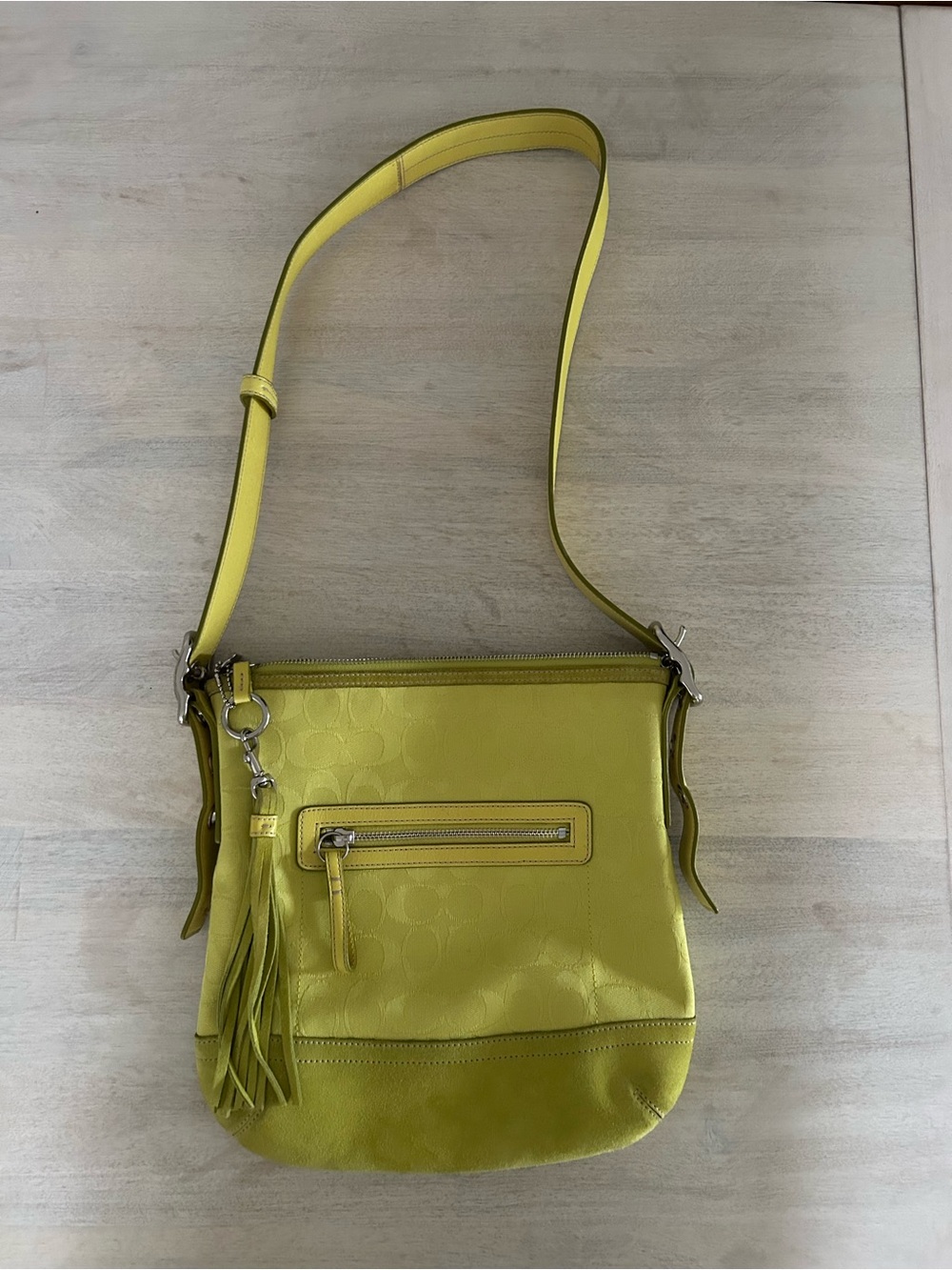 RARE Vintage Coach Y2K Soft Slim Duffle Shoulder Bag-Rare Bright Lime Green